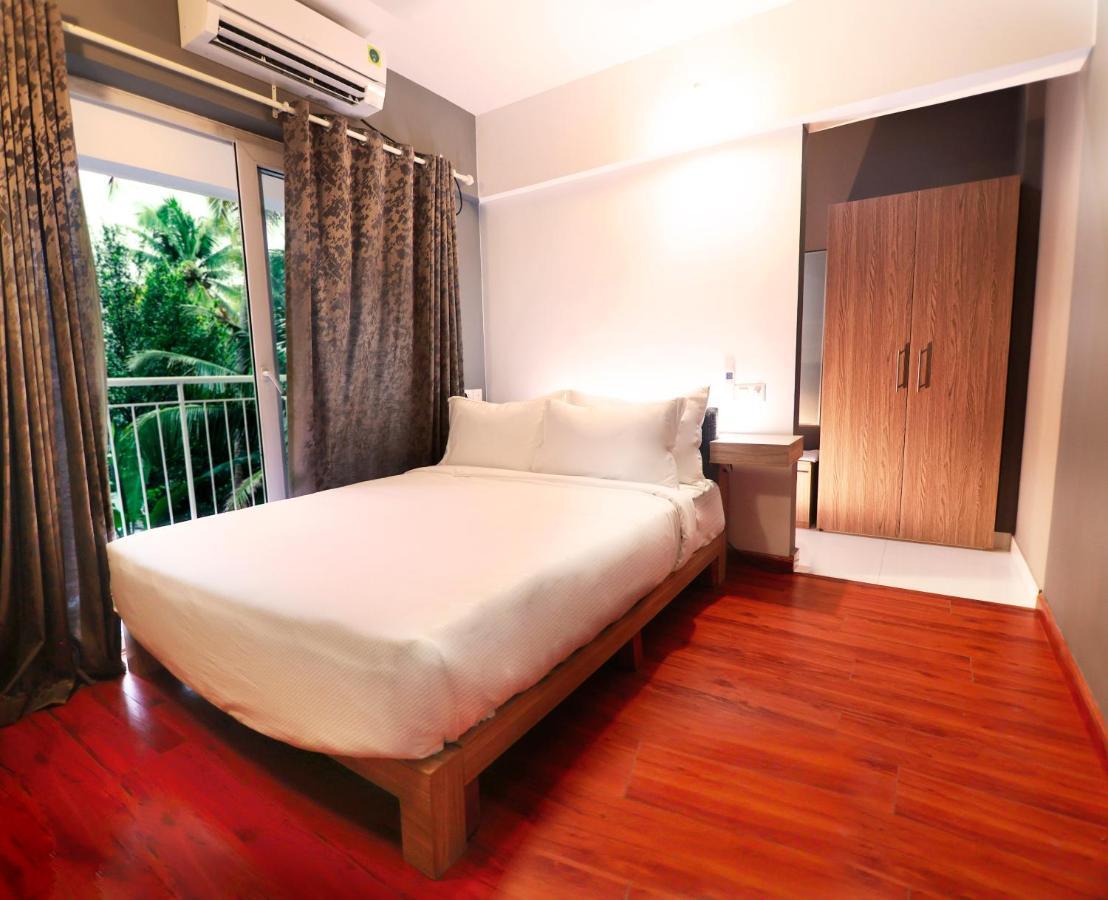 Transit Suites By Grandwest Nedumbassery Bagian luar foto