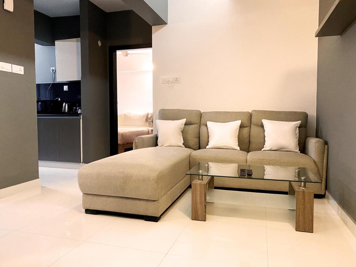 Transit Suites By Grandwest Nedumbassery Bagian luar foto