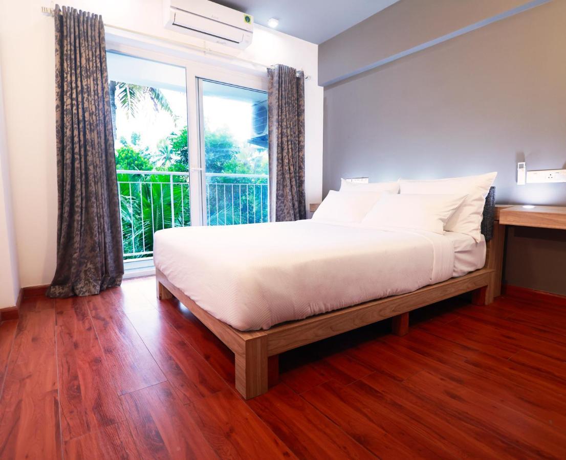 Transit Suites By Grandwest Nedumbassery Bagian luar foto