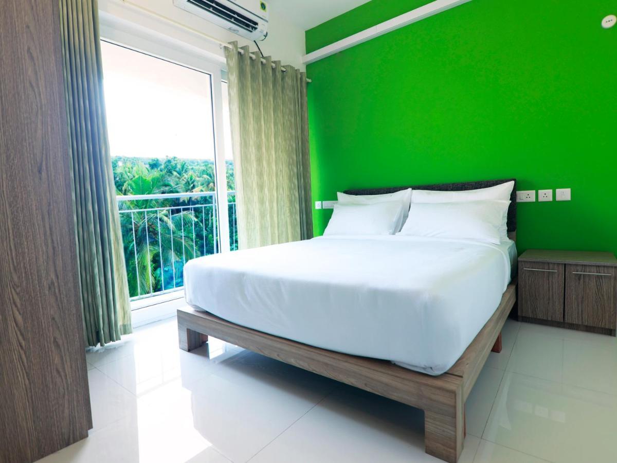 Transit Suites By Grandwest Nedumbassery Bagian luar foto