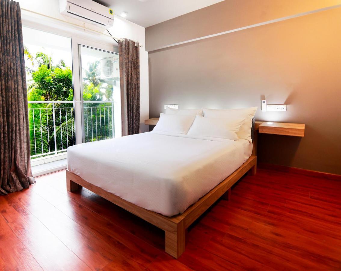 Transit Suites By Grandwest Nedumbassery Bagian luar foto
